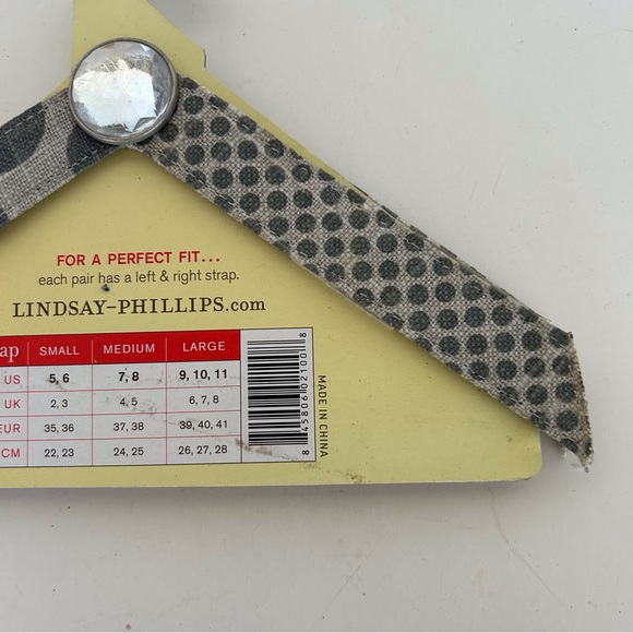 LINDSAY PHILLIPS SWITCH FLOPS SIZE LARGE - Picture 9 of 10